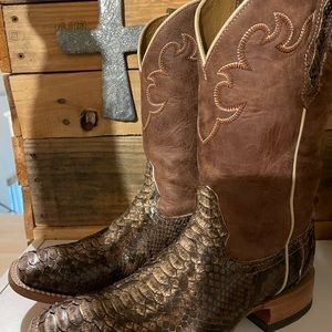 Cody James Exotic Python Boots